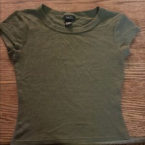 Forever 21 Green Fitted Cap Sleeve Tee